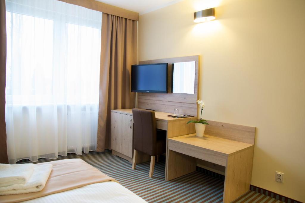 Hotel Amelia Bydgoszcz Bilik gambar